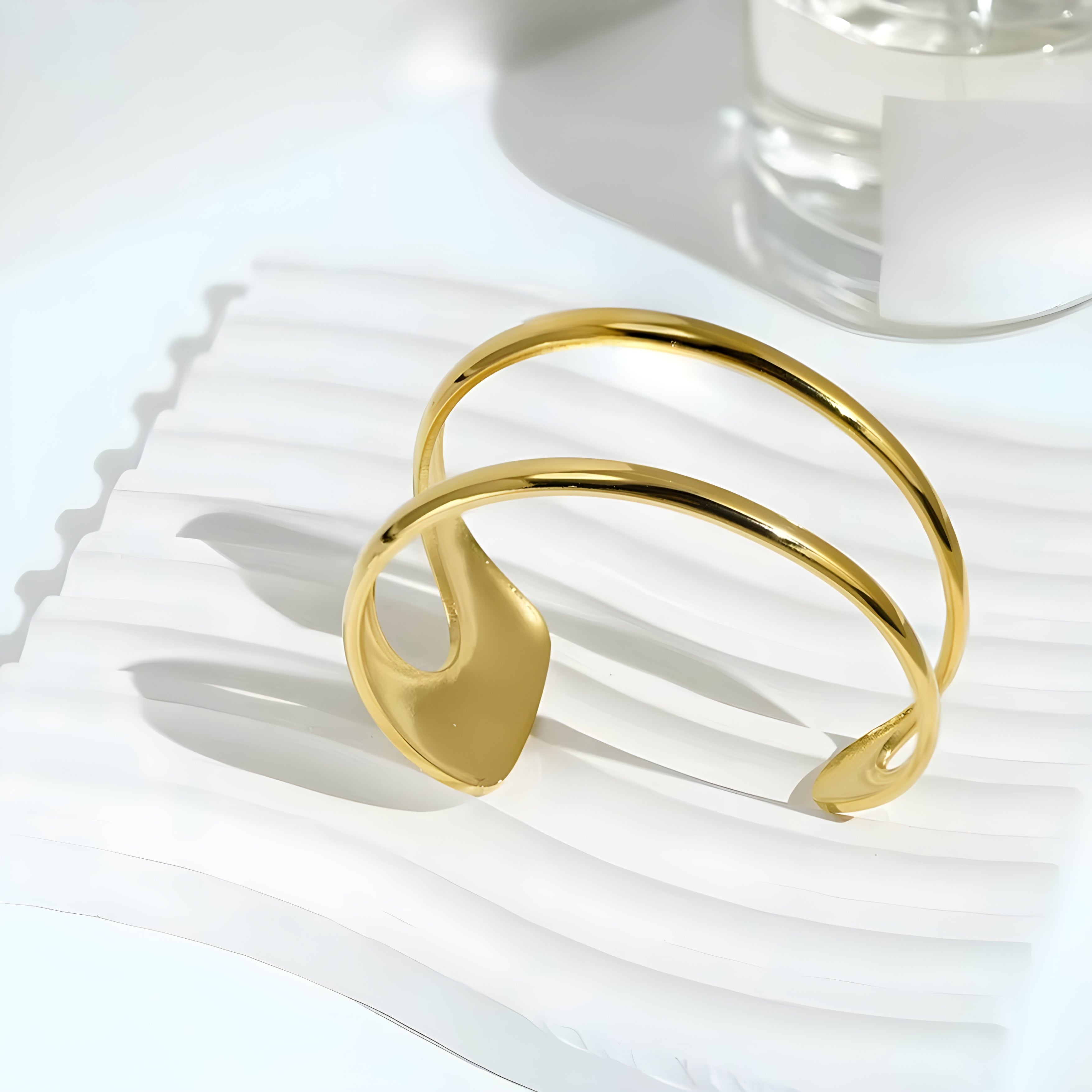 Halo Bangle