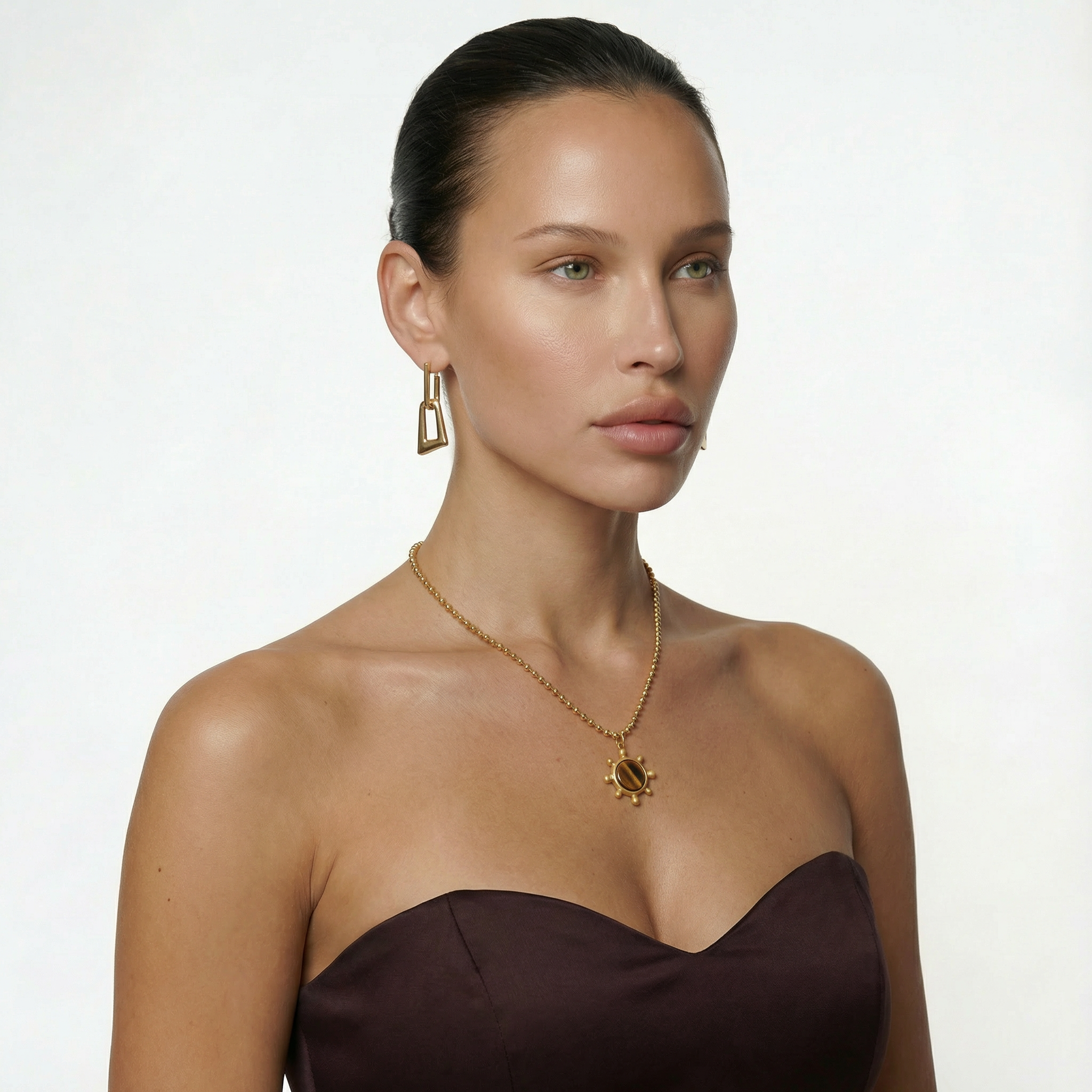 Collier en pierre Sola