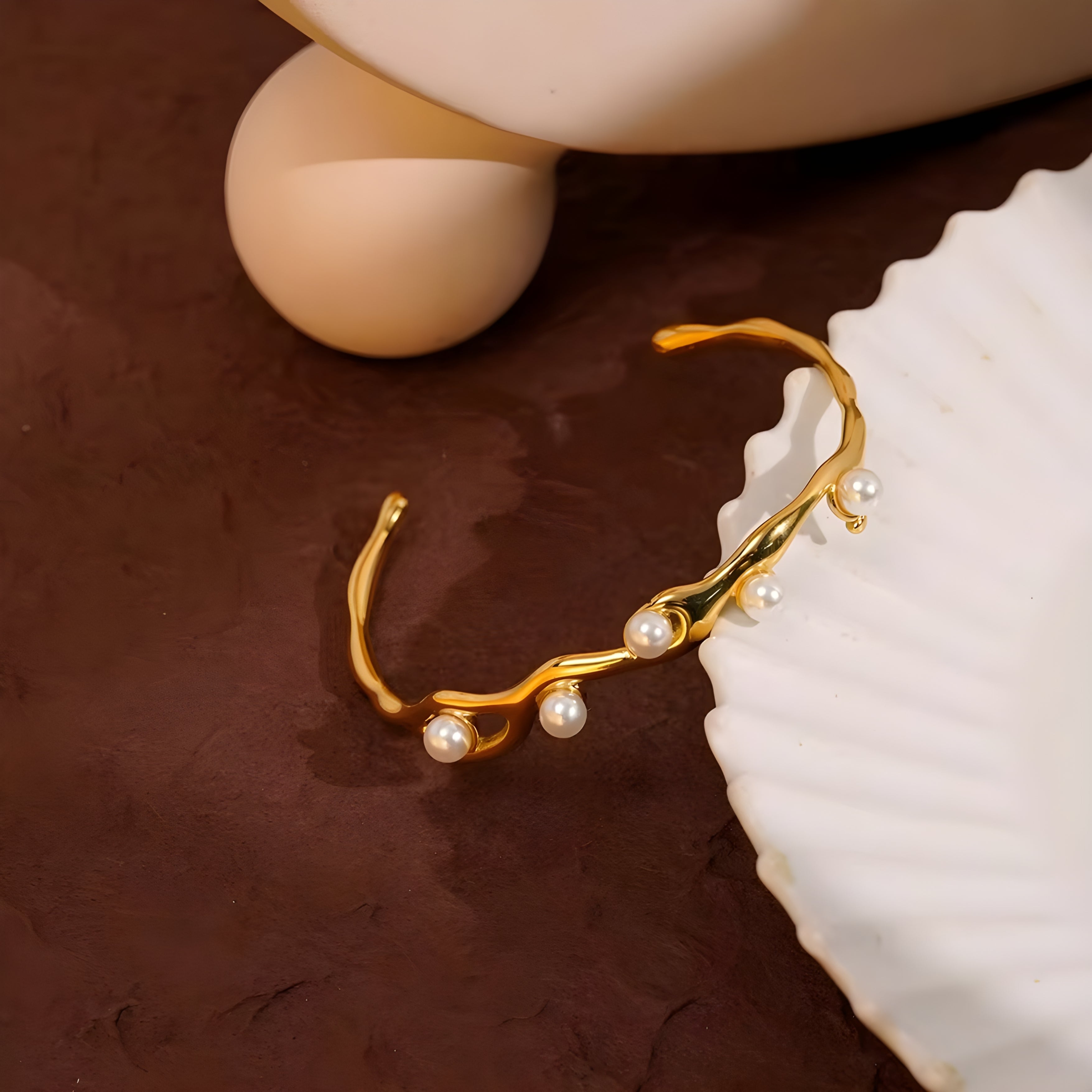 Tide Bangle